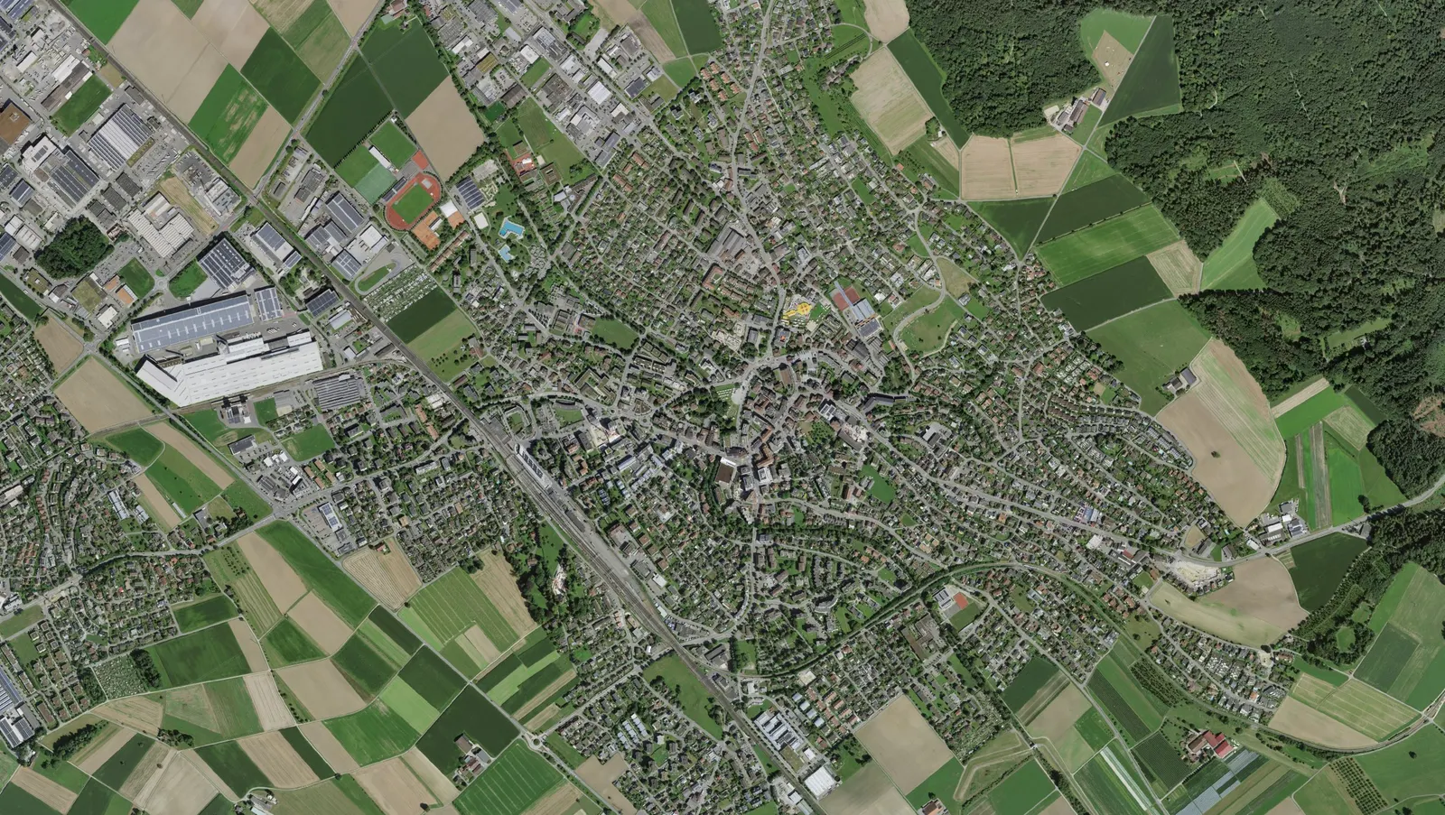 Luftbild von Wohlen: Überblick über die Immobilienmakler mit Büro in Wohlen
