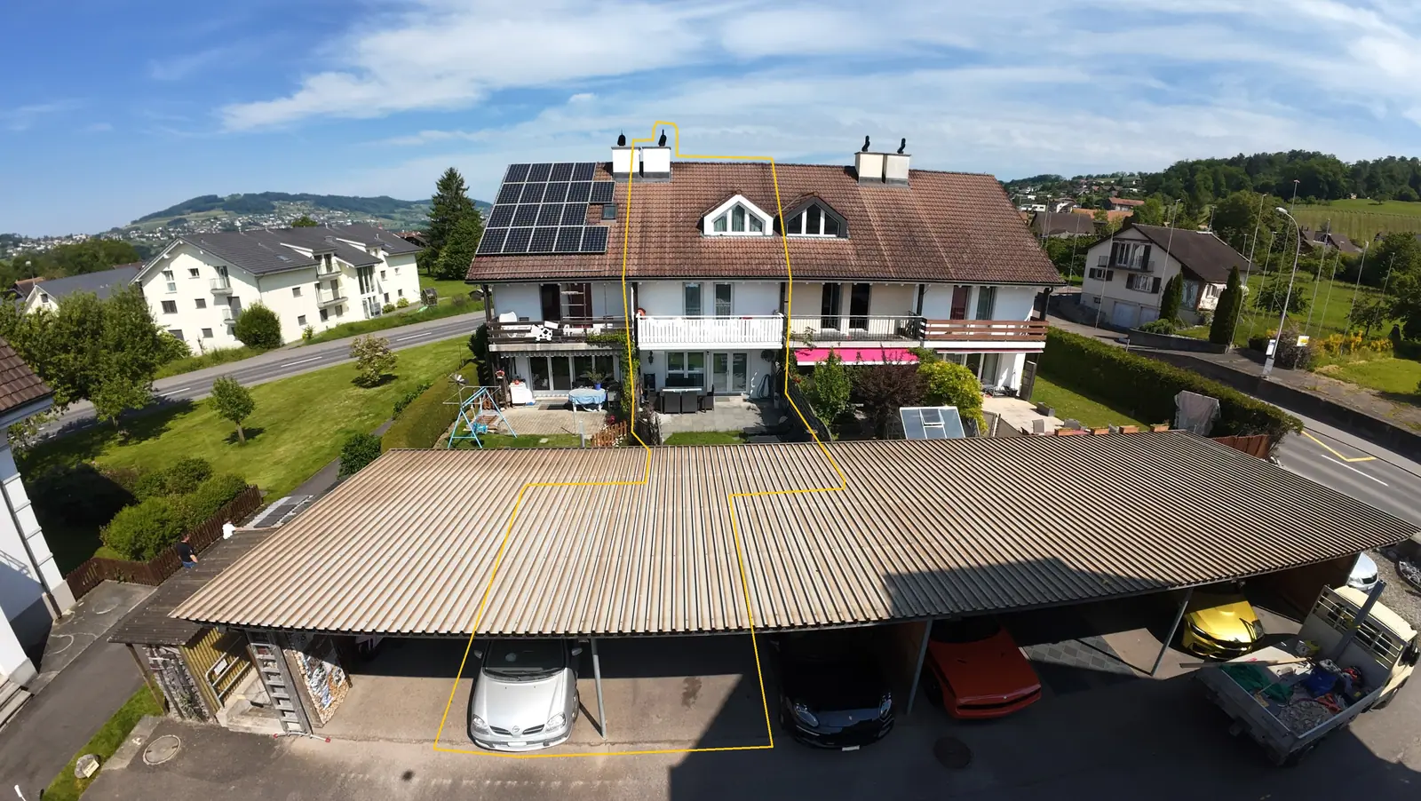Die Häuserzeile mit Bergblick – Reihenhaus in Aesch LU