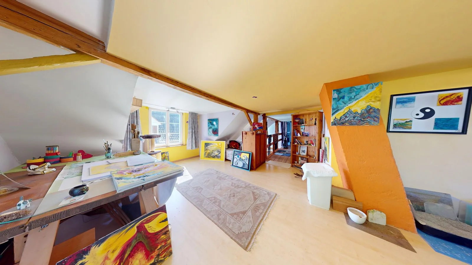 Atelier unter dem Dach – Zweifamilienhaus in Sulgen TG