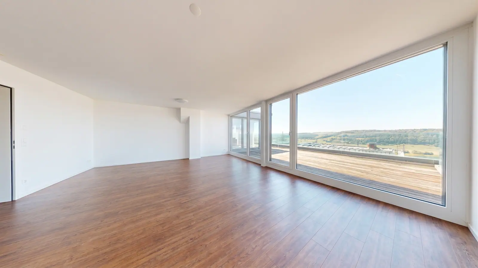 Heller Raum mit Fernsicht – Penthouse in Wettswil am Albis ZH